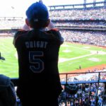 mets kid applauds Family-friendly NYC baseball