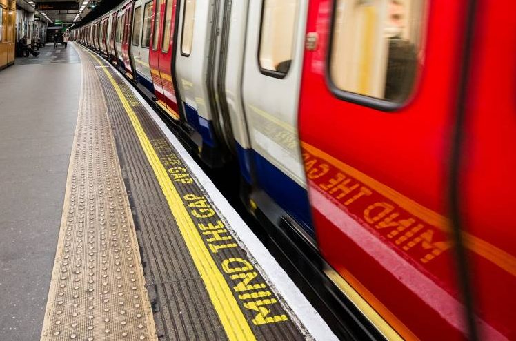mind the gap train subway UK underground 2
