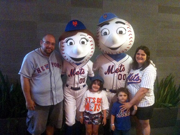 Citi Field Vuono family with Mr. and Mrs. Met