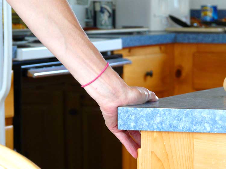 rubber band on wrist