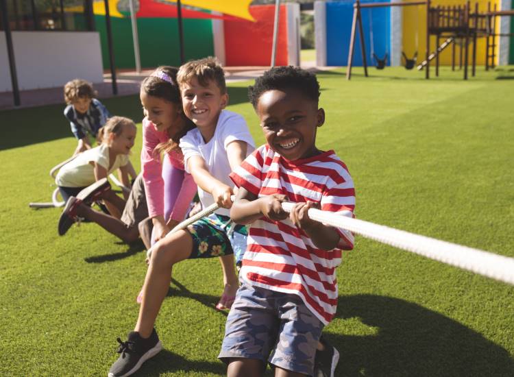 teamwork tug of war children