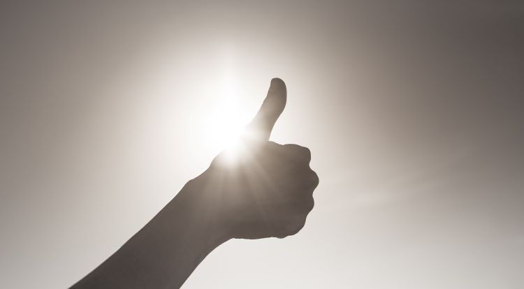 thumbs up optimistic parenting 1